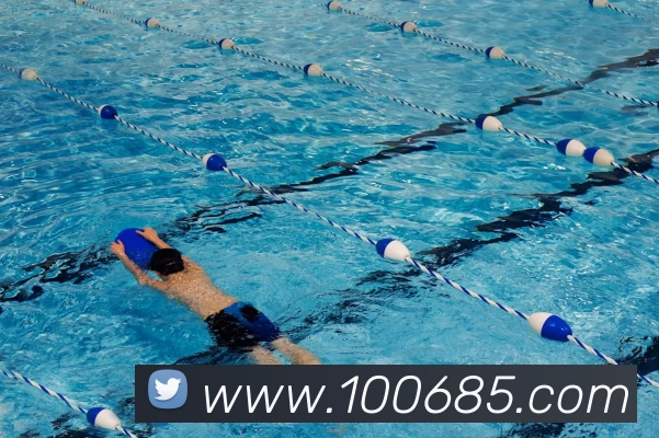 巴萨客场三球完胜皇马 国家德比失利暴露主队防线问题